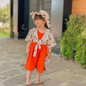 اورال کت گلدوزی